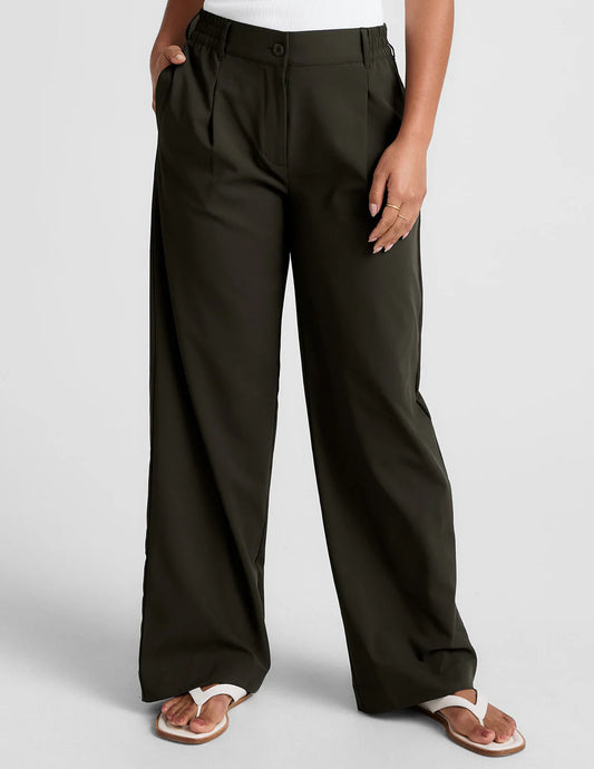 green trouser pants with pockets.  green trouser pants with pockets.  Status Wide Leg Trouser